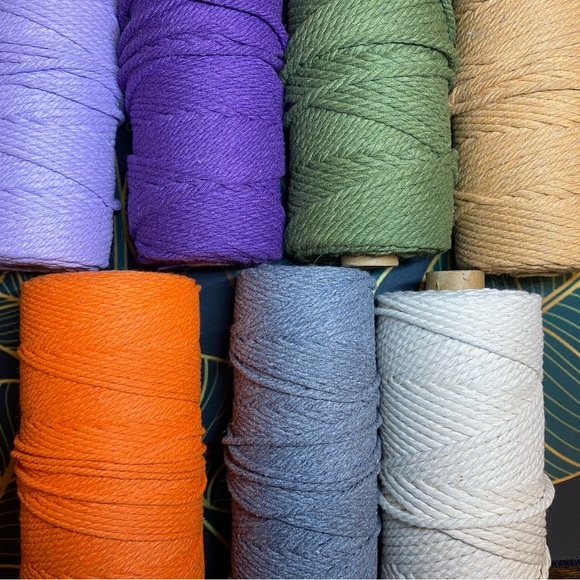 Macrame Keychains - Picture 5 of 5